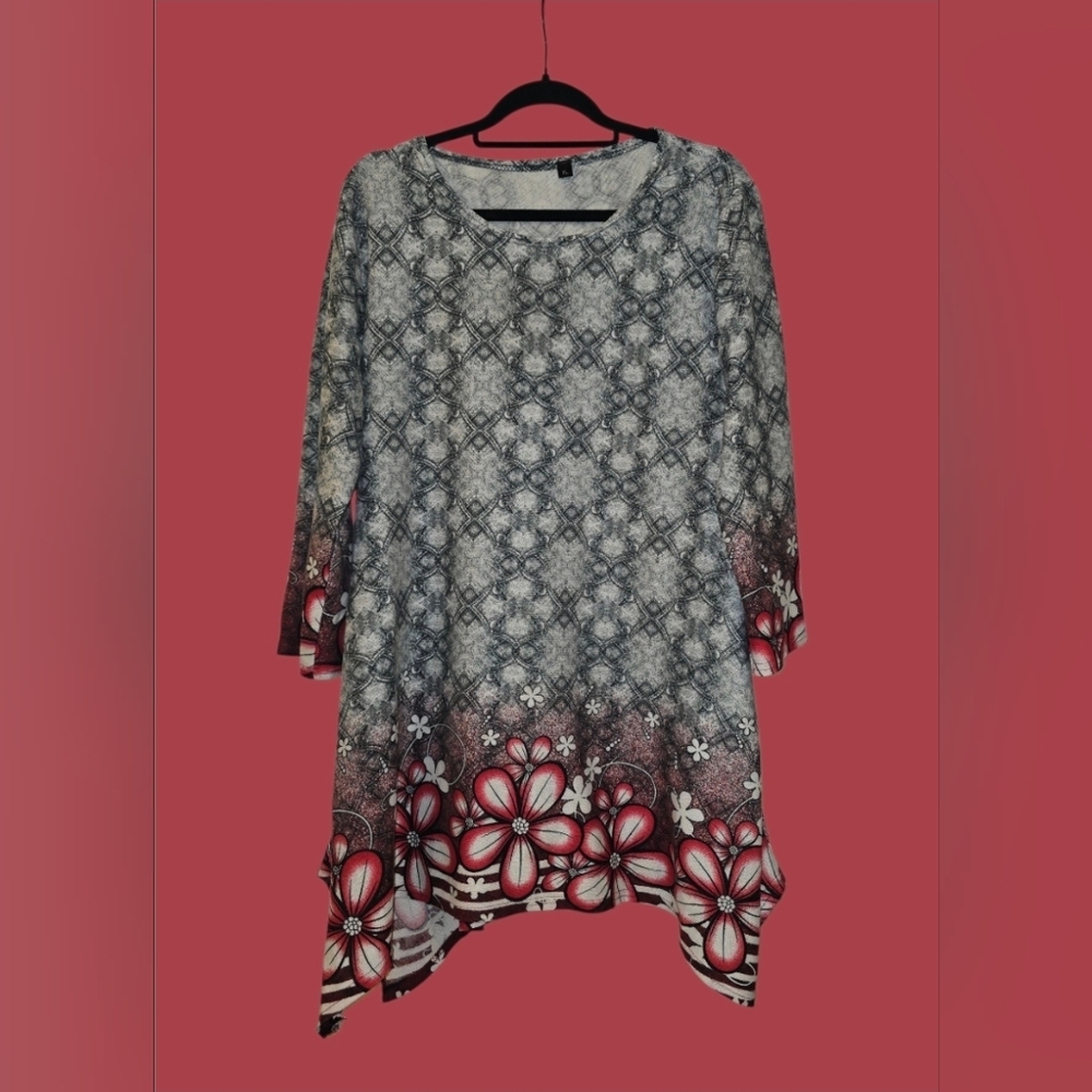 Elegant Floral Women's Tunic